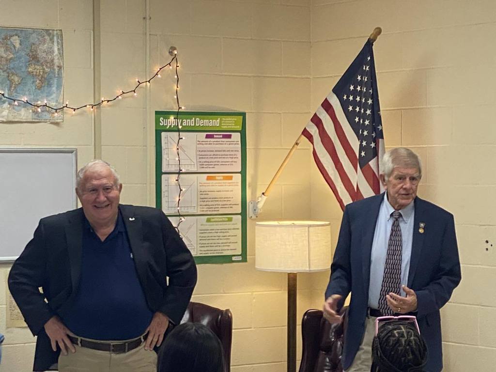 Westside Consolidated Schools had the pleasure of hosting State Senator (19th District) and State Representative Dwight Tosh (District 38) on campus this morning. Senator Wallace and Representative Tosh visited Coach Nabors Civics class where they fielded some questions from our students. We also walked them around our building discussing our security updates at the high school and across the district. Thank you both for taking the time to come tour our school and serve your communities!!!